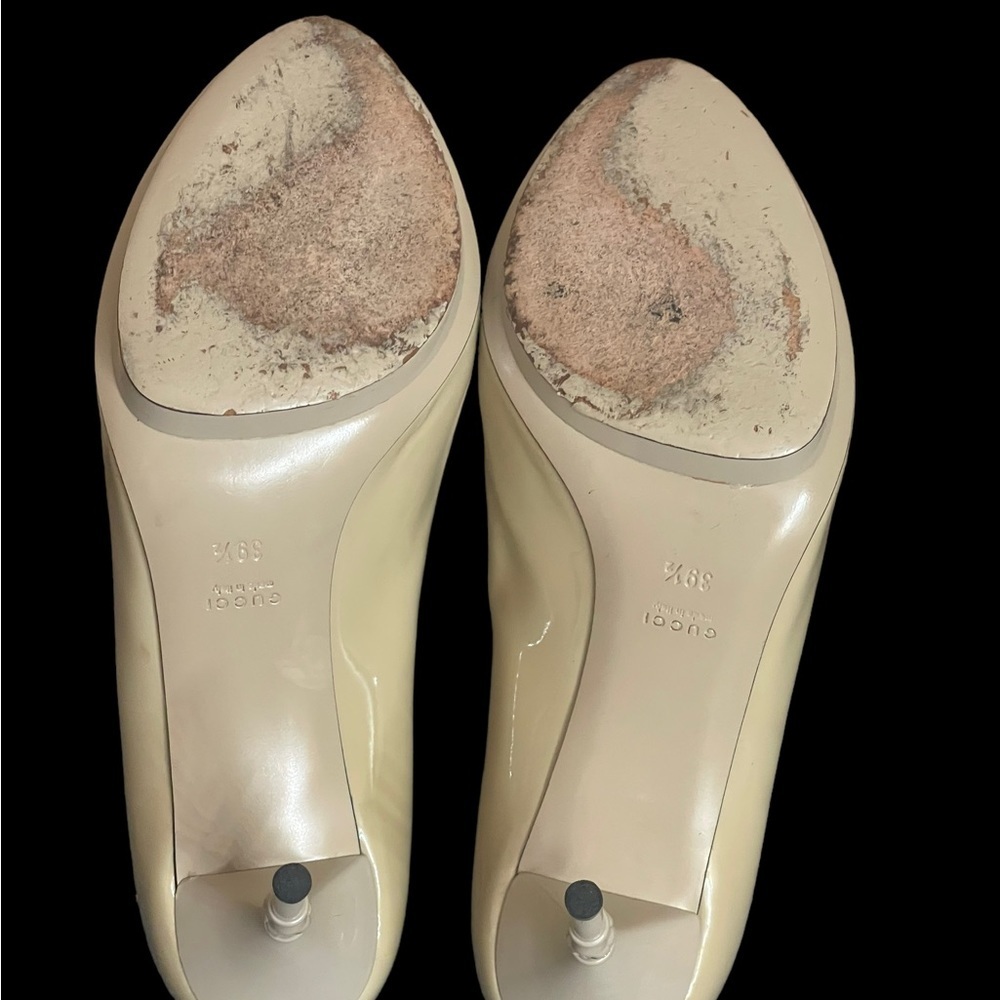 Gucci Bamboo Accent Patent Leather Pumps size  39.5 (9.5) - Picture 6 of 14